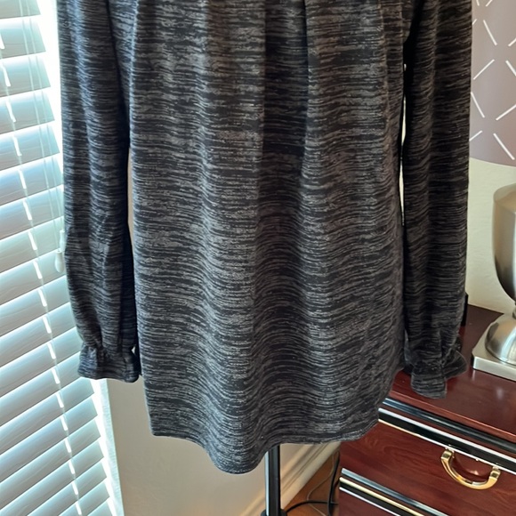 Ofeefan Ladies Top Black and gray Large New with tag - Picture 5 of 12